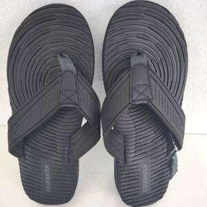 EDGEWATER Flip Flops Model E-M282B Black‎ NWT SIZE L And SIZE S